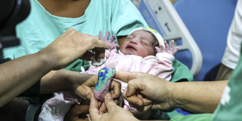 hospitais-do-rio-homenageiam-bebes-que-nascem-durante-a-copa