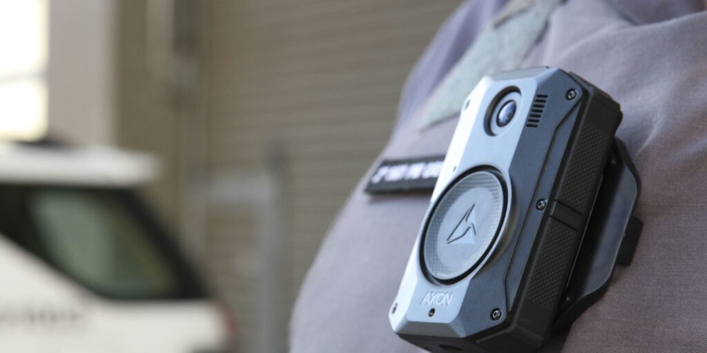 governo-do-rj-deve-entregar-prazo-para-cameras-em-uniformes-policiais