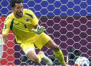 vozinha,-goleiro-de-cabo-verde-na-copa,-acerta-com-colo-colo-do-chile